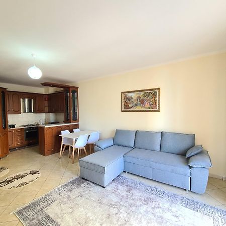 Erin Apartments Влёра Экстерьер фото