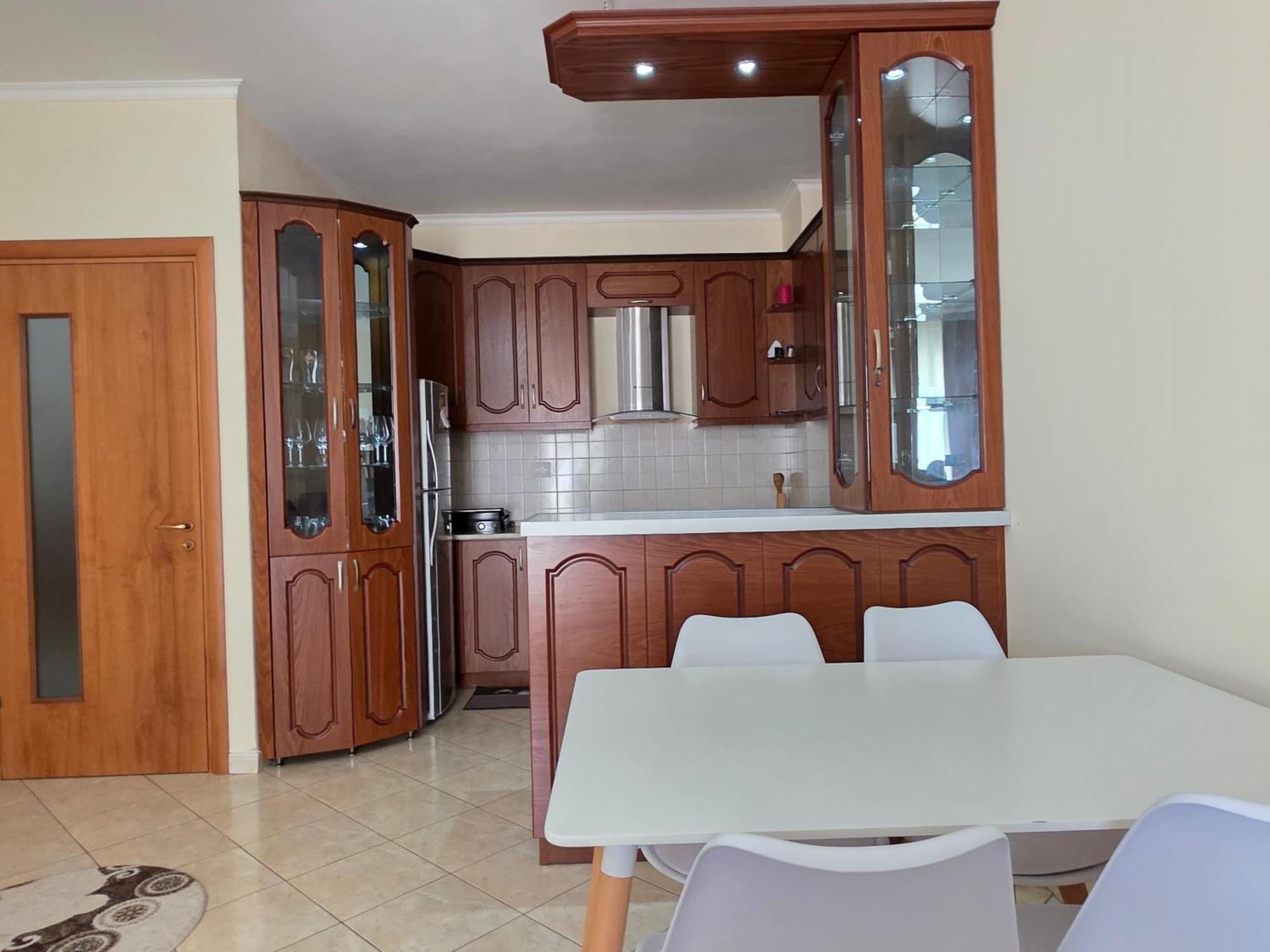 Erin Apartments Влёра Экстерьер фото